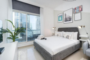 Comfy Studio Apartment in the heart of Dubai Marina!